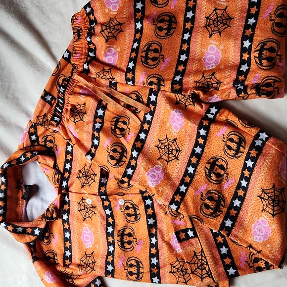 Halloween, Fall, Pajama, Longsleeve Shirts and Button-Up pj Set,  4/5T, Bundle - Picture 2 of 11